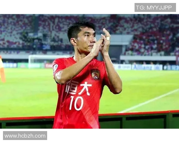 中国足球球星精彩瞬间高清壁纸收藏展现传奇球员风采 中国足球球星精彩瞬间高清壁纸收藏展现传奇球员风采