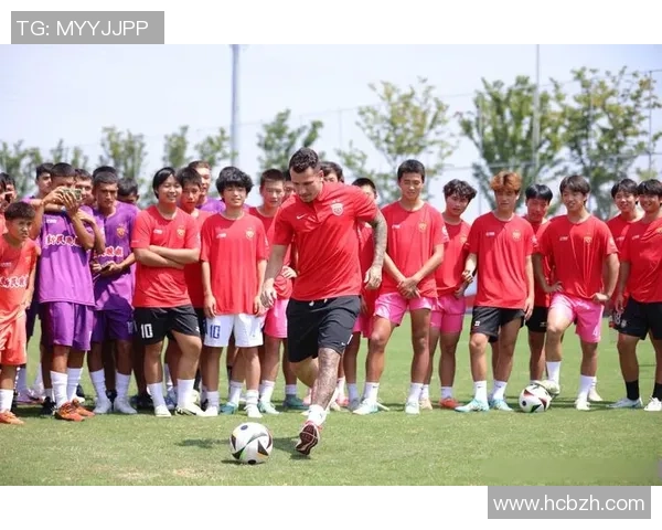 足球球星奸笑表情背后的心态与比赛心理解析 足球球星奸笑表情背后的心态与比赛心理解析